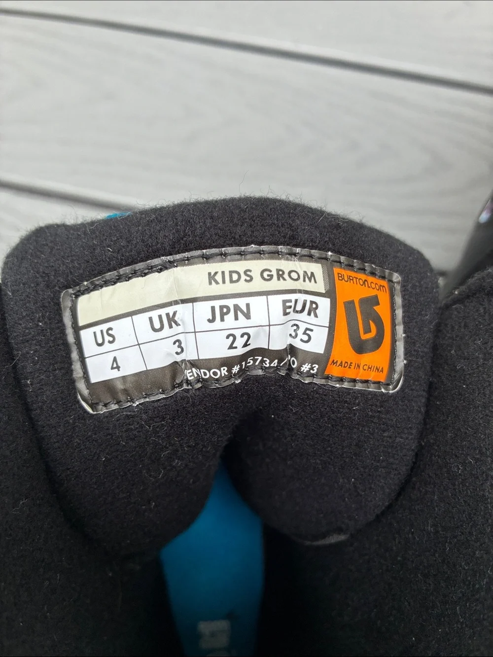 Burton Kids' Grom Snowboard Boots Black with Multicolor Accents Size 4